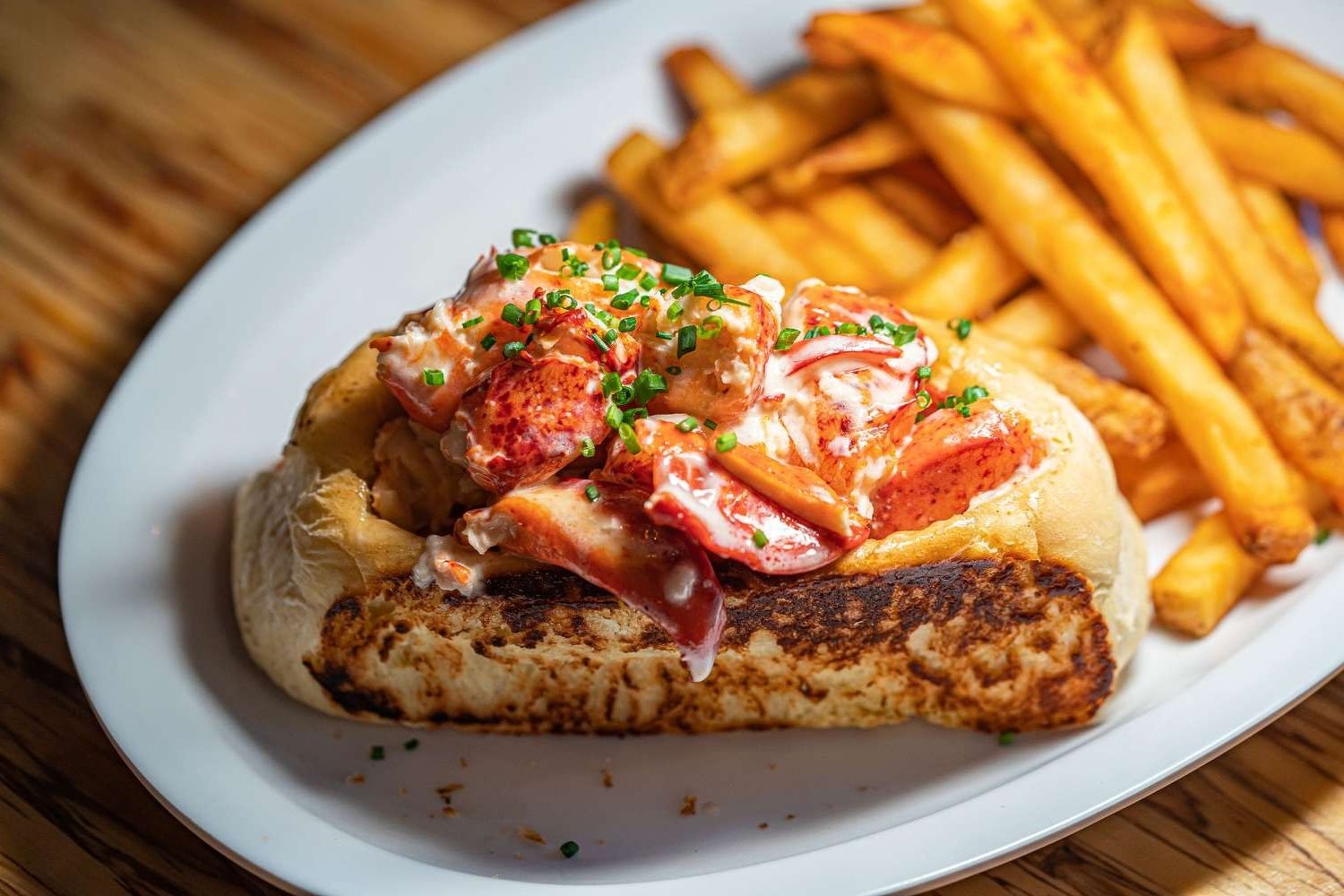 creamed-hot-lobster-sandwich-recipe