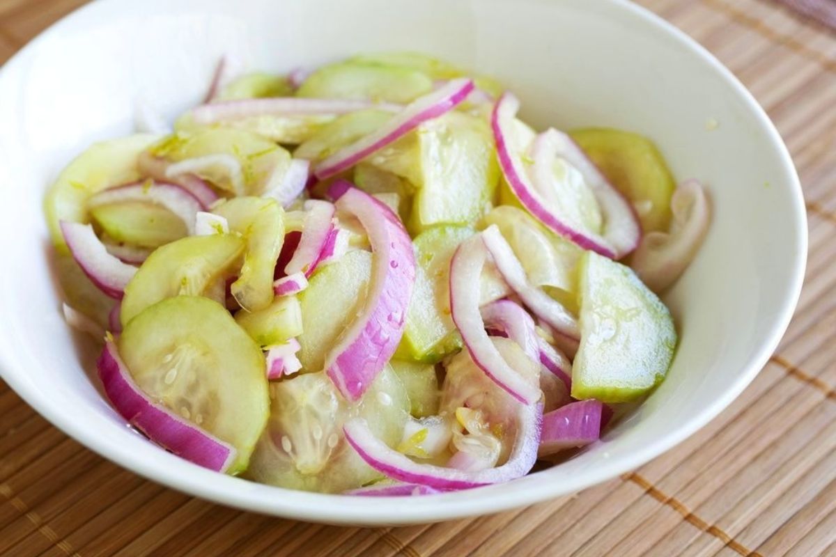 cucumber-and-onion-relish-recipe