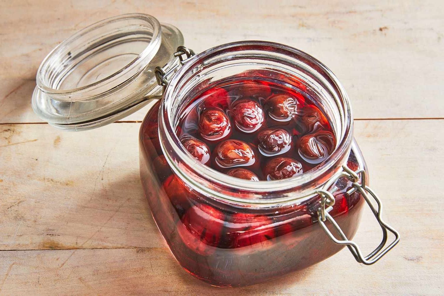 door-county-cherry-bounce-recipe