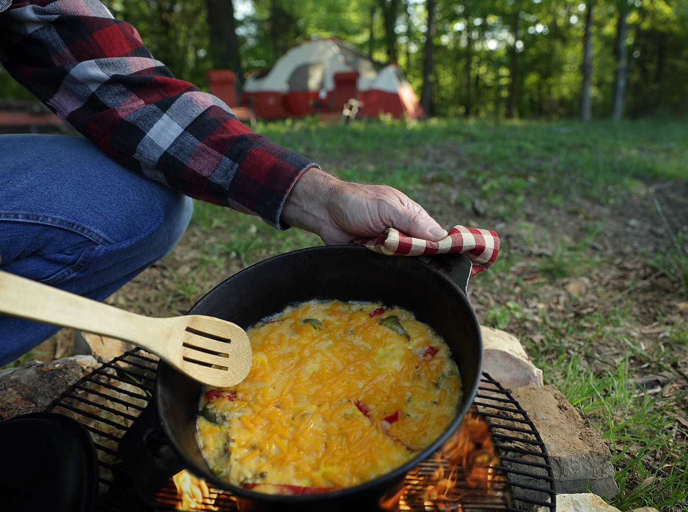 dutch-oven-mountain-man-breakfast-recipe