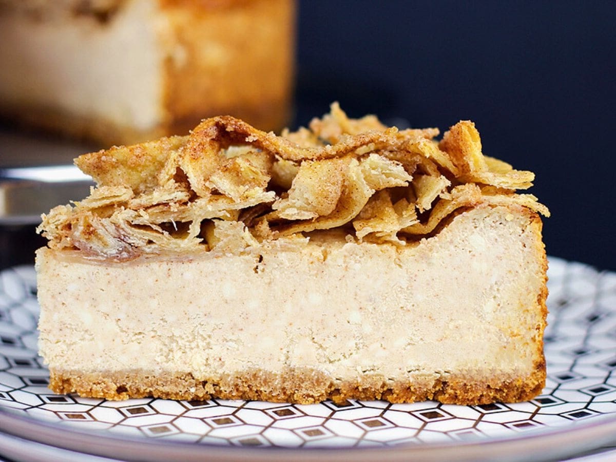 sopapilla-cheesecake-pie-recipe